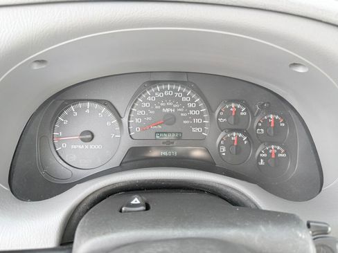 Used 2005 Chevrolet TrailBlazer LS w/ LS Preferred Equipment Group image 12