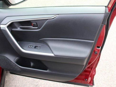 Certified 2020 Toyota RAV4 LE w/ All Weather Liner Package image 29