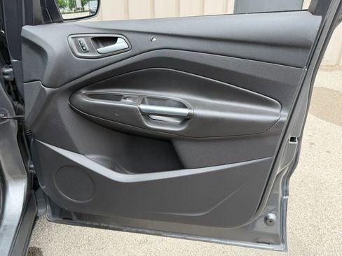 Used 2014 Ford Escape SE FWD image 19