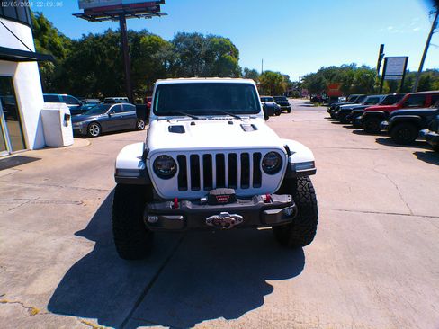 Used 2018 Jeep Wrangler Unlimited Rubicon image 3