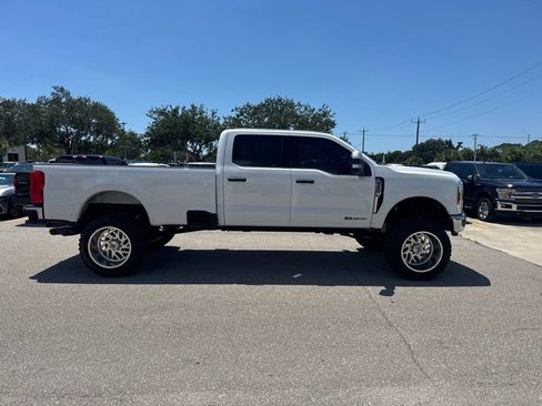 Used 2025 Ford F250 XLT AWD/4WD image 4