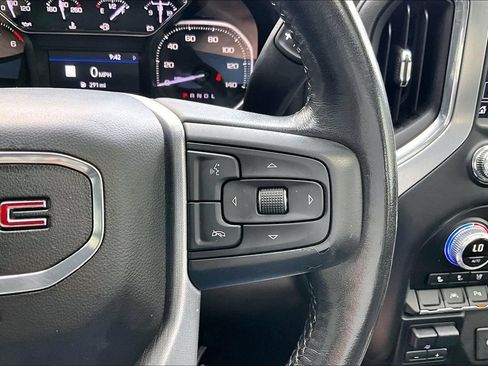 Used 2022 GMC Sierra 1500 SLT w/ SLT Premium Plus Package AWD/4WD image 13