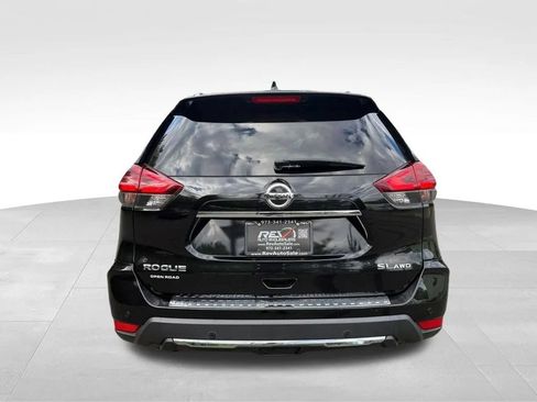 Used 2019 Nissan Rogue SL w/ Premium Package AWD/4WD image 5