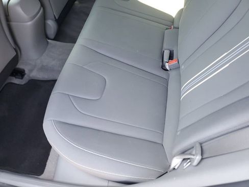 Certified 2023 Hyundai Elantra SEL FWD image 13