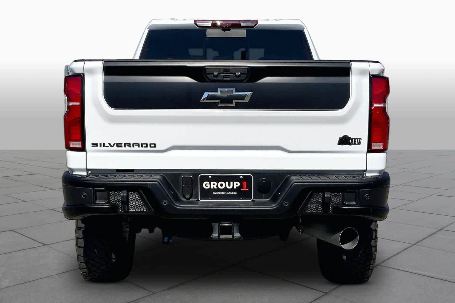 Used 2026 Chevrolet Silverado 2500 ZR2 w/ ZR2 Bison Edition AWD/4WD image 9