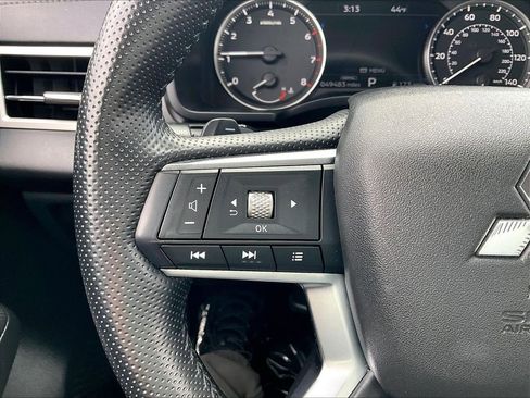 Used 2024 Mitsubishi Outlander SE image 22