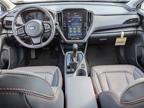 Certified 2025 Subaru Crosstrek 2.5i Limited w/ Crosstrek Mirror Package image 33