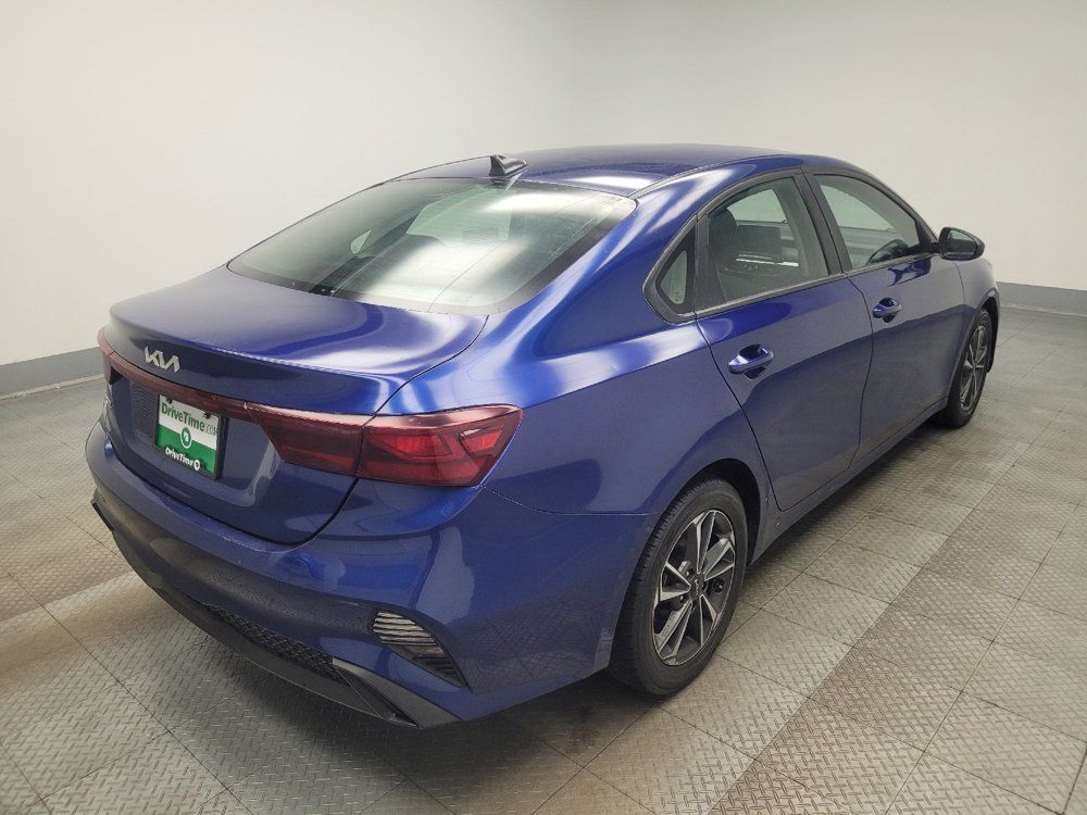 Used 2024 Kia Forte LXS FWD image 9