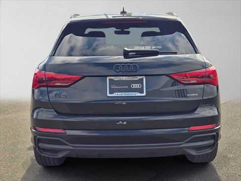 Used 2025 Audi Q3 2.0T Premium w/ Convenience Package AWD/4WD image 4