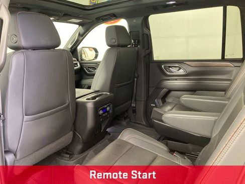 Used 2023 Chevrolet Suburban High Country AWD/4WD image 17