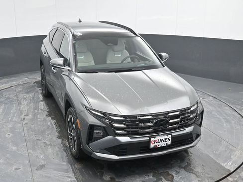 New 2026 Hyundai Tucson Limited image 40