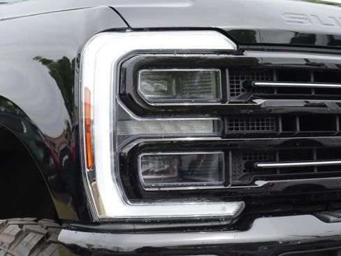 Used 2026 Ford F250 Platinum image 31