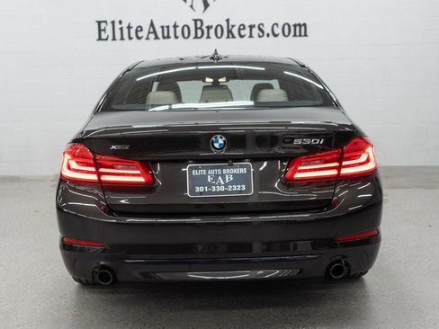 Used 2019 BMW 530i xDrive w/ Premium Package AWD/4WD image 4