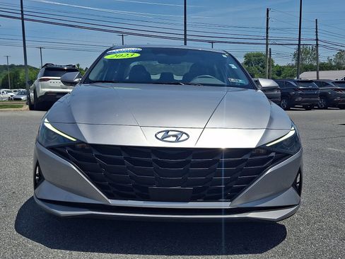 Certified 2023 Hyundai Elantra SEL w/ Convenience Package FWD image 2