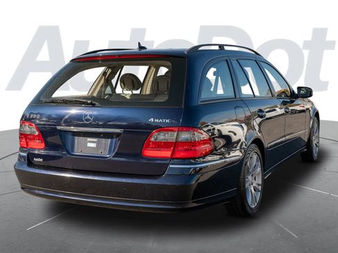 Used 2009 Mercedes-Benz E 350 4MATIC Wagon image 3