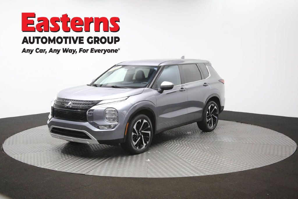 Used 2024 Mitsubishi Outlander SE FWD image 56
