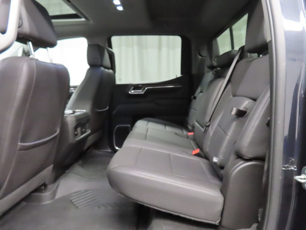 Used 2024 Chevrolet Silverado 1500 RST AWD/4WD image 10