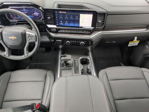 New 2026 Chevrolet Silverado 1500 LTZ w/ Technology Package AWD/4WD image 9