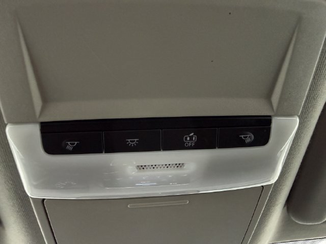 Used 2024 Nissan Sentra SV FWD image 22