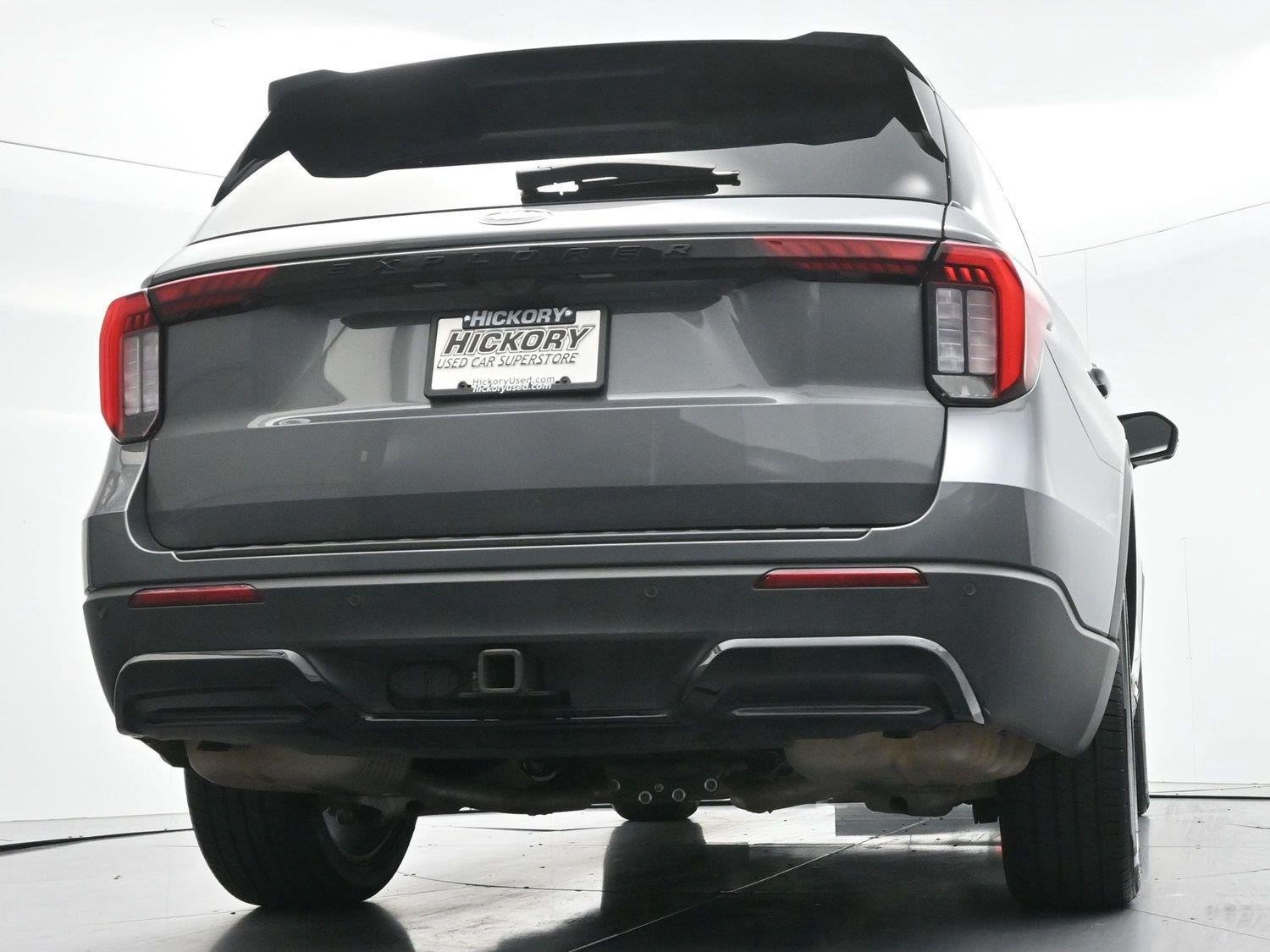 Used 2025 Ford Explorer ST-Line w/ Premium Package RWD image 53