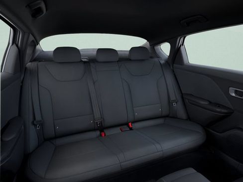 New 2026 Kia K4 FWD image 21