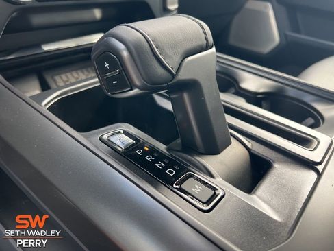 New 2025 Ford F150 Lariat w/ Equipment Group 502A High image 19