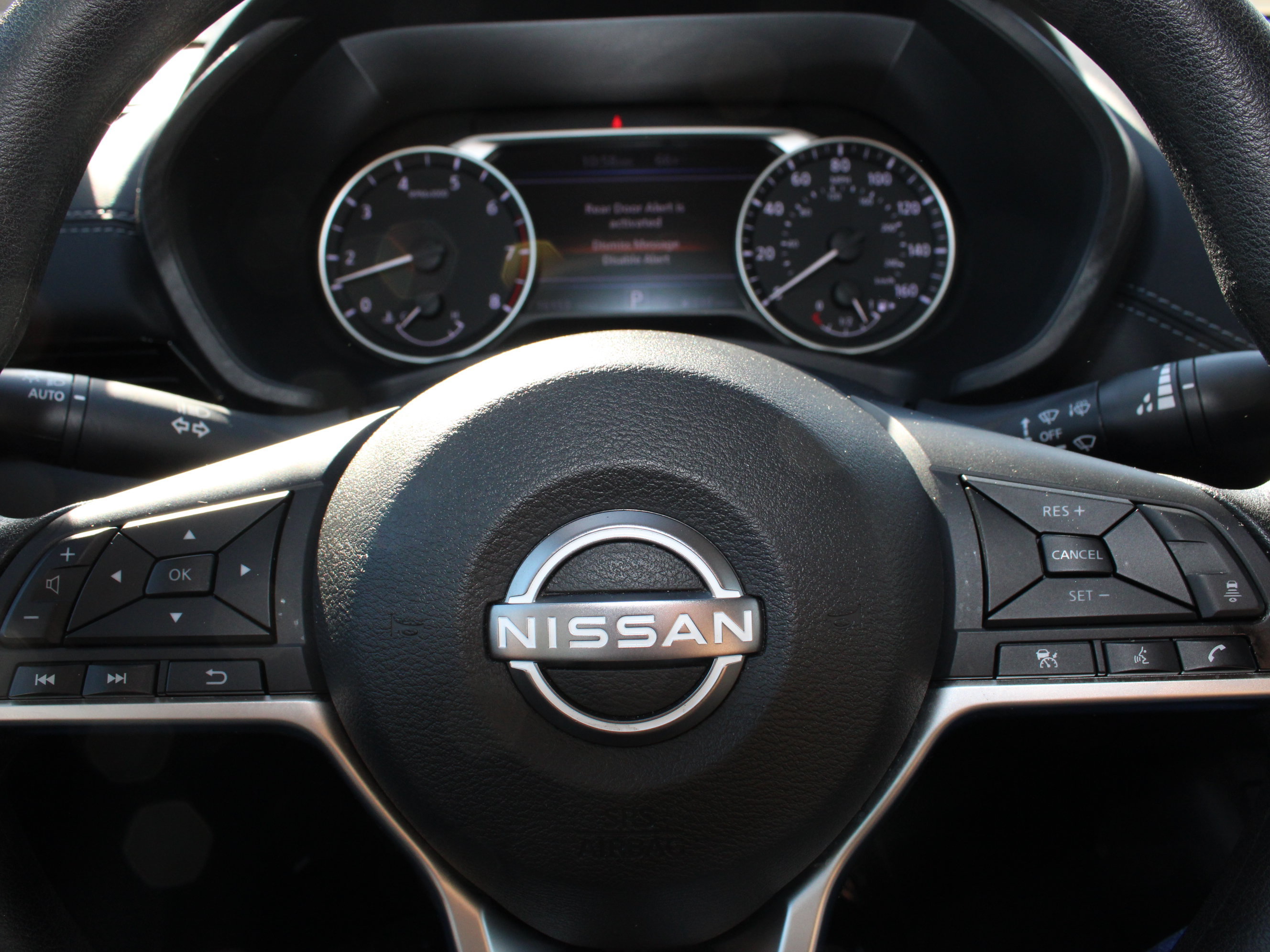 Used 2025 Nissan Sentra SV FWD image 10