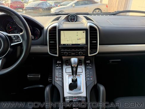 Used 2016 Porsche Cayenne GTS image 34