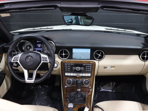 Used 2014 Mercedes-Benz SLK 250 image 50