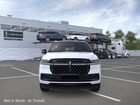 New 2026 Lincoln Navigator L Black Label AWD/4WD image 6