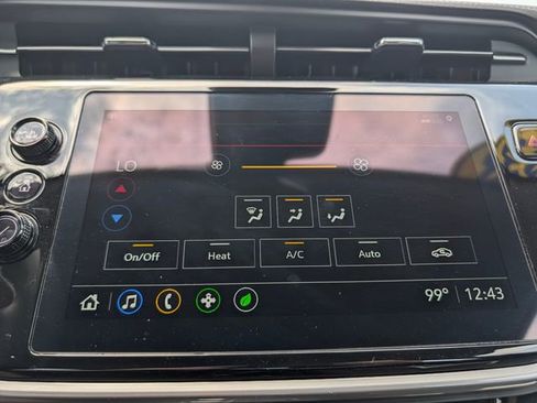 Used 2023 Chevrolet Bolt EUV LT w/ Driver Confidence Package FWD image 24