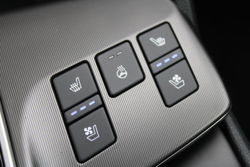 New 2027 Kia Sportage SX FWD image 41
