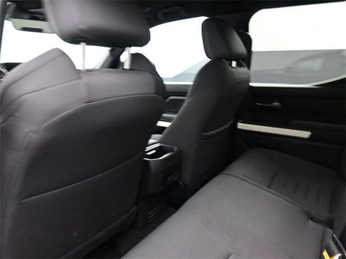 Used 2024 Toyota Tacoma TRD Off-Road image 12