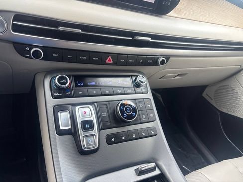 Used 2023 Hyundai Palisade Limited AWD/4WD image 23