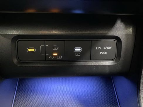 New 2026 Hyundai Tucson Limited image 24