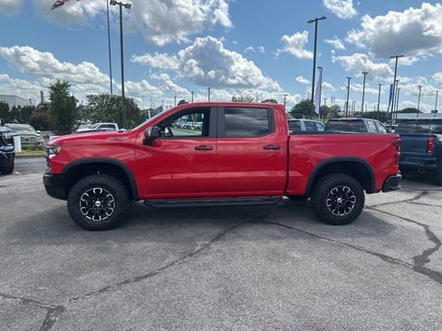 New 2025 Chevrolet Silverado 1500 ZR2 image 6