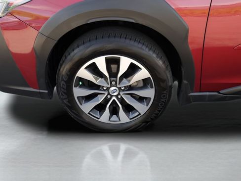 Used 2025 Subaru Outback Limited XT AWD/4WD image 3