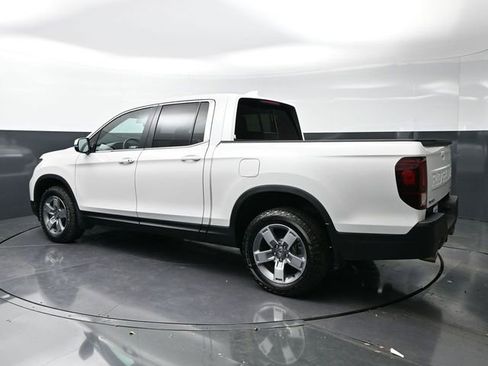 Certified 2025 Honda Ridgeline RTL image 7