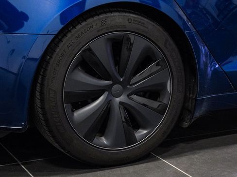 Used 2022 Tesla Model S image 61