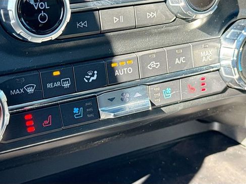 Certified 2022 Ford F150 Lariat image 22