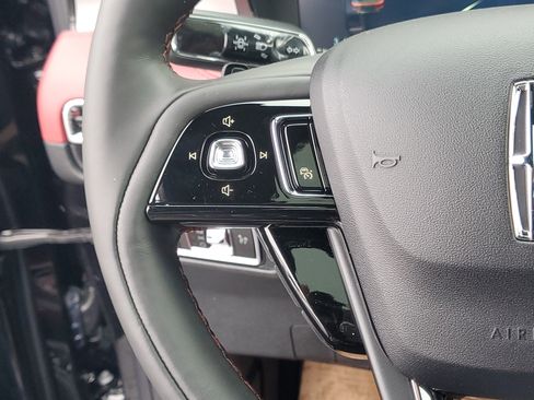 New 2026 Lincoln Corsair Reserve w/ Jet Appearance Package image 17