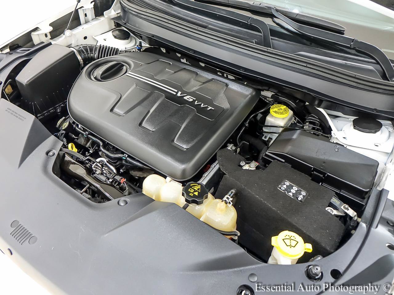 Used 2019 Jeep Cherokee Limited AWD/4WD image 34