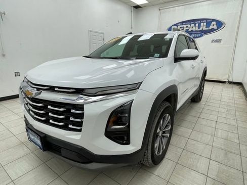 Certified 2025 Chevrolet Equinox LT w/ Convenience Package II image 16