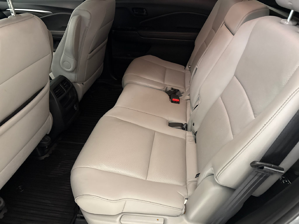 Used 2023 Honda Passport EX-L image 18