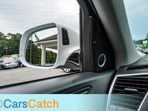 Used 2017 Audi Q5 2.0T Premium Plus w/ Technology Package AWD/4WD image 35