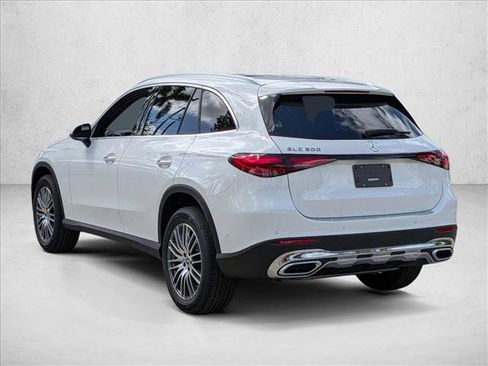 Used 2026 Mercedes-Benz GLC 300 image 9