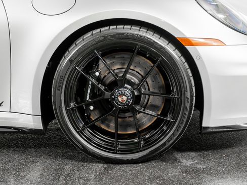 Used 2026 Porsche 911 Carrera 4 GTS image 7