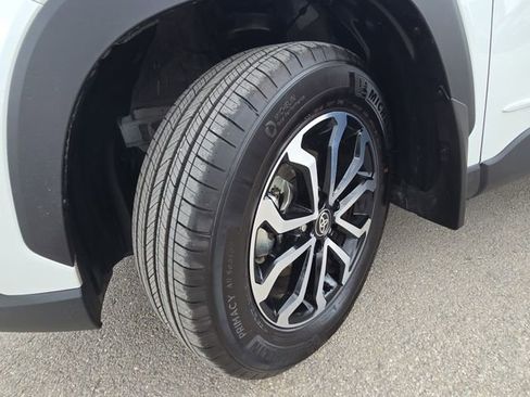 Used 2026 Toyota Corolla Cross SE image 31