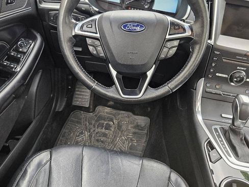 Used 2016 Ford Edge Titanium w/ Equipment Group 301A AWD/4WD image 8