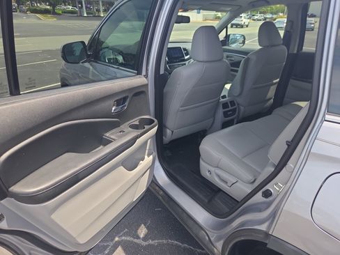 Used 2017 Honda Pilot EX-L image 33